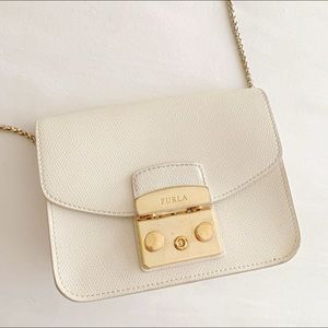 Furla Metropolis Crossbody - Ivory